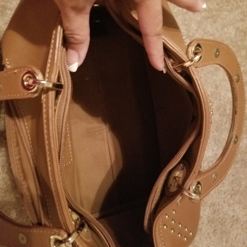 Handbag - Picture 3 of 3